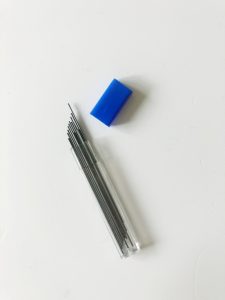 Refills lead for pencil